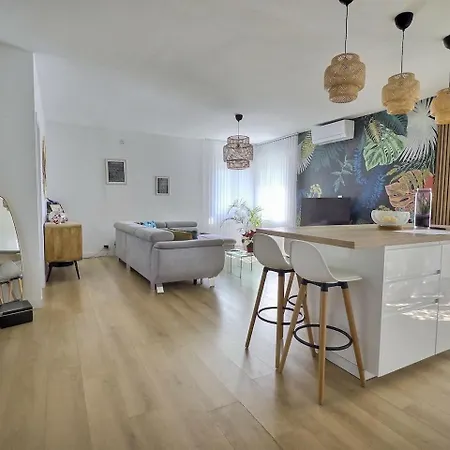 شقة Chez Clement - De - Climatise Avec Terrasse Pour 6 Hyères